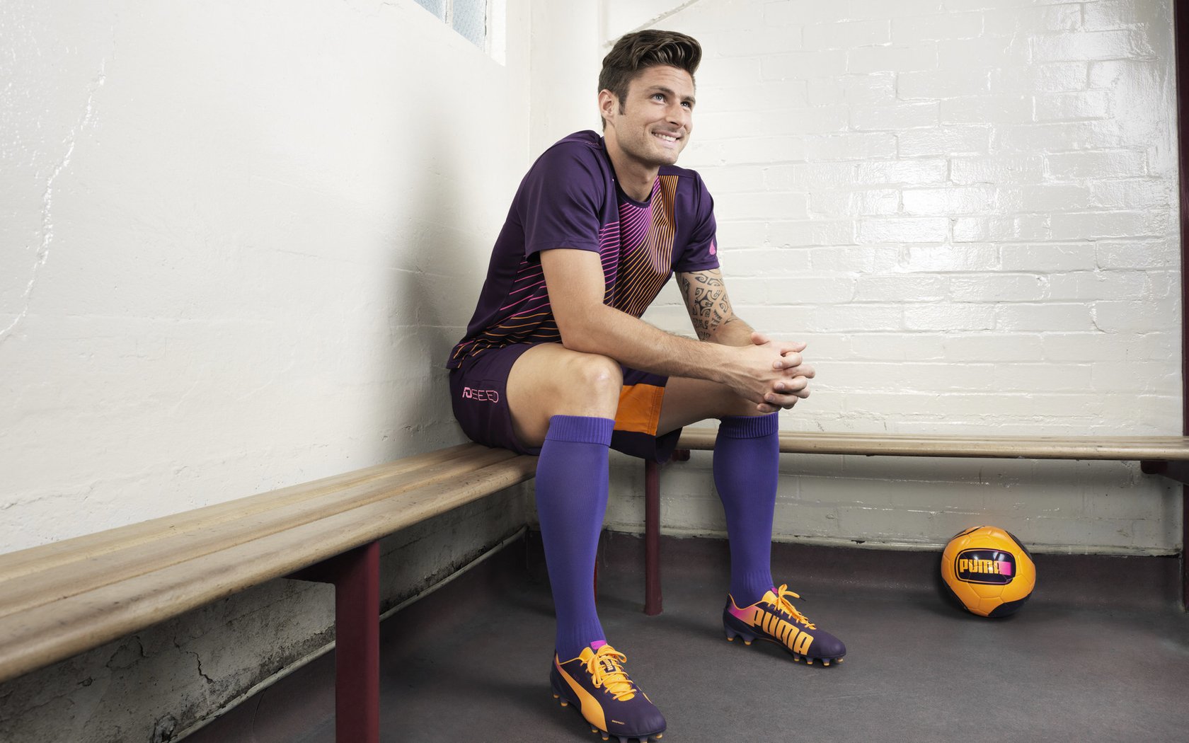 冠军球队战术演练录像开放教学平台助力行业交流，冠军杯赛战术制定